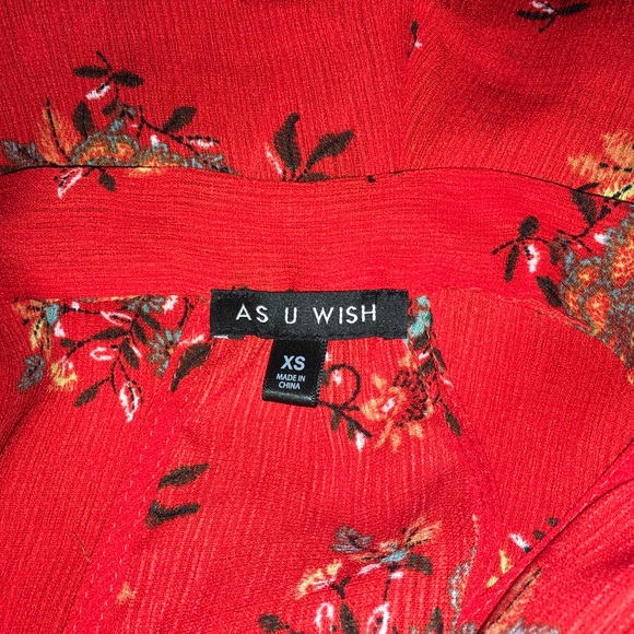 Red floral romper. - Picture 7 of 7